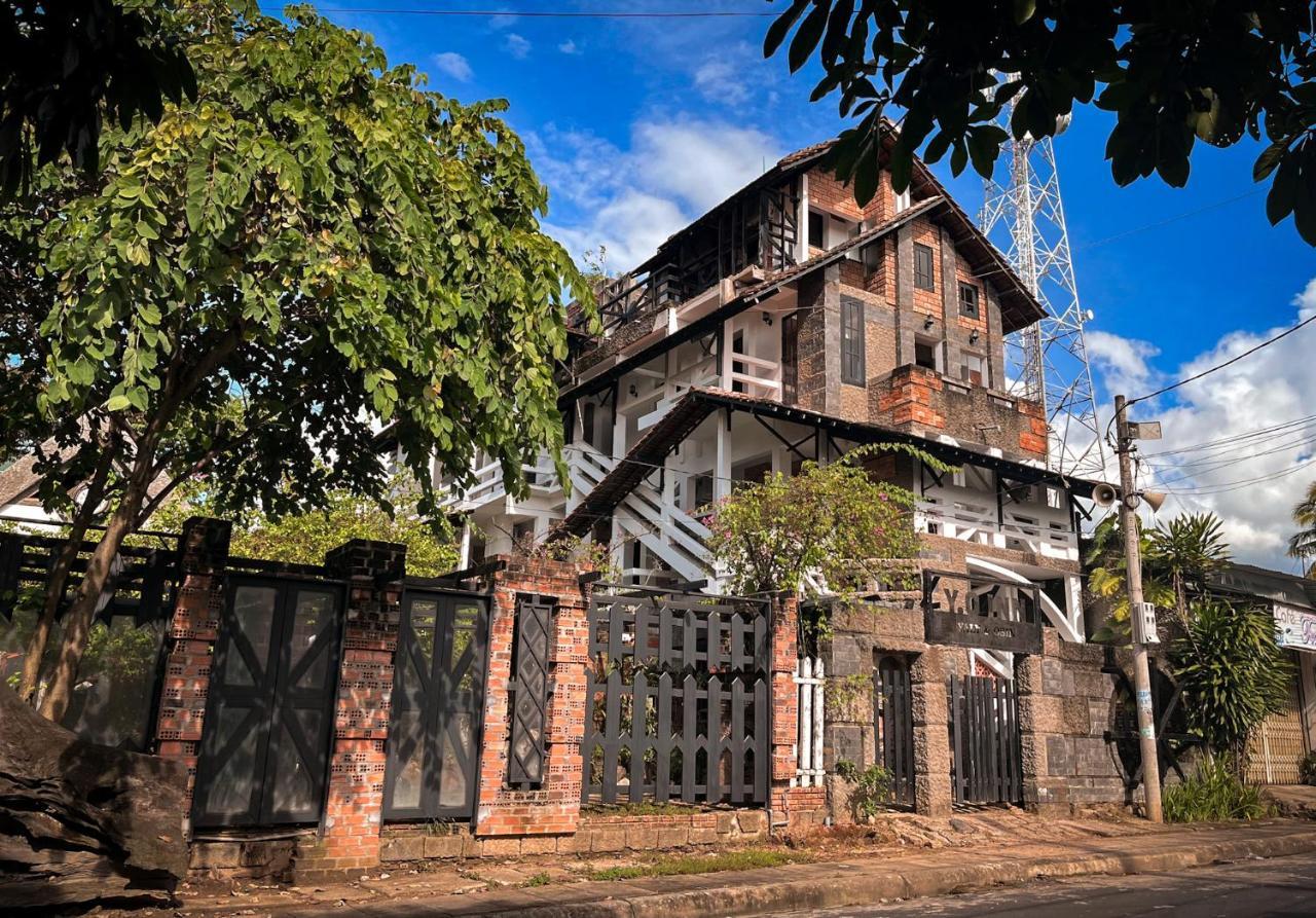 Y.O Inn Tỉnh Kontum 외부 사진