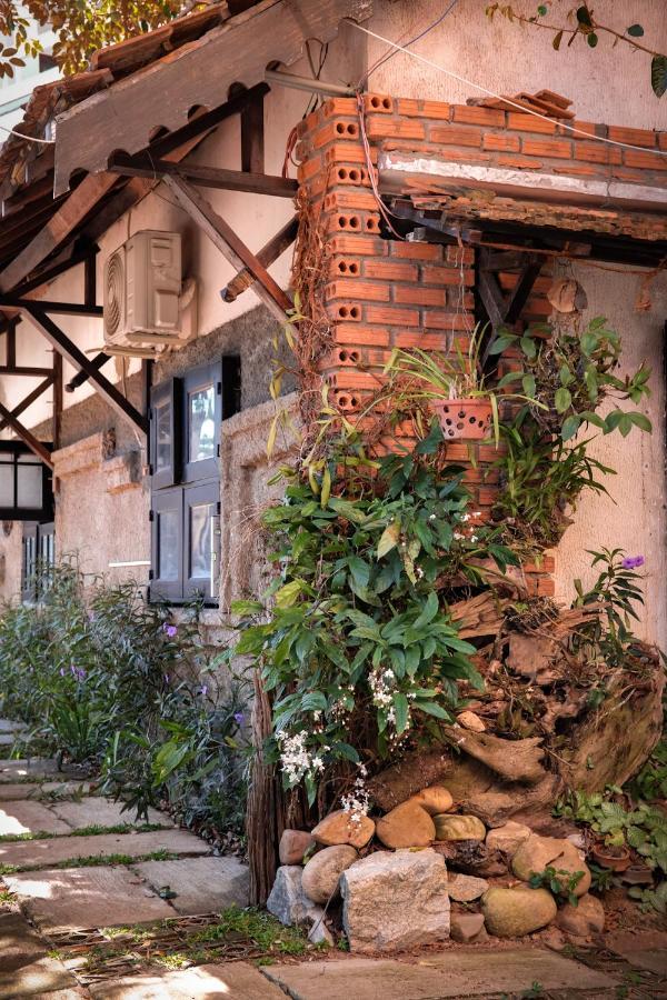 Y.O Inn Tỉnh Kontum 외부 사진